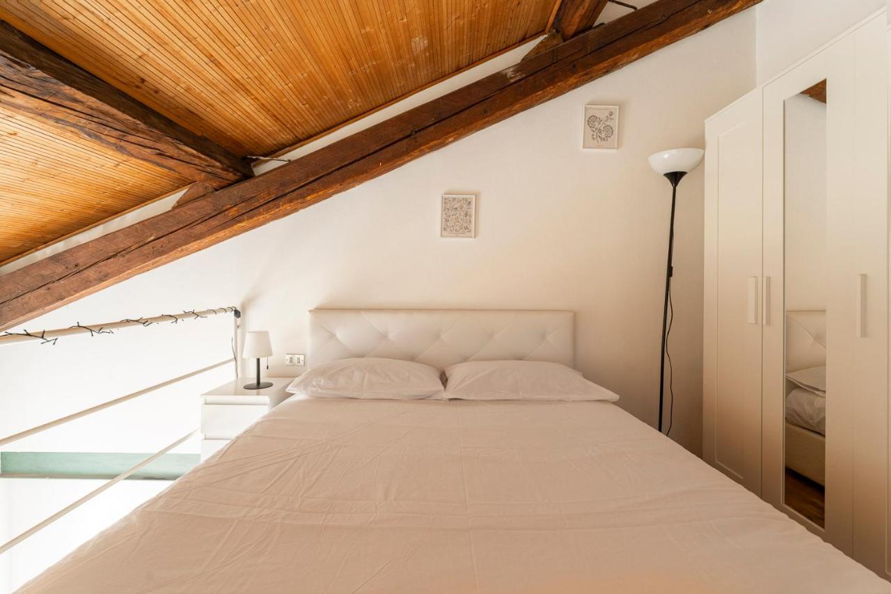 شقة Loft Navigli Porta Genova ميلان المظهر الخارجي الصورة